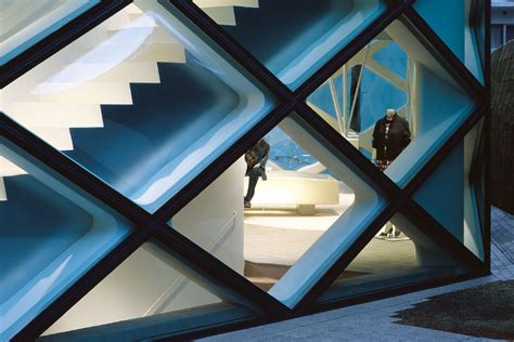 prada ayoama epicenter